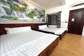 Hung Anh Hotel