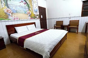 Hung Anh Hotel