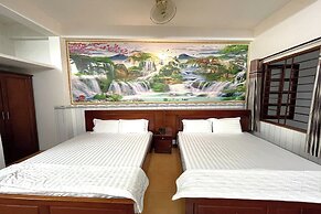 Hung Anh Hotel