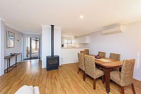 Blue Horizon Retreat