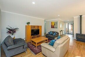 Blue Horizon Retreat