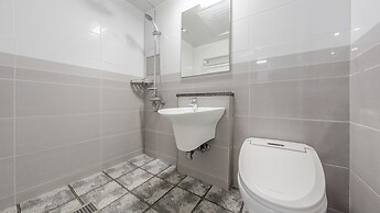 Yeosu Wellstay Pool Villa