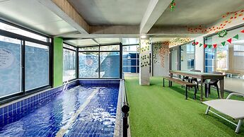 Yeosu Wellstay Pool Villa