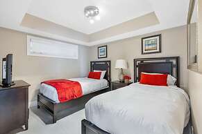 Ocean Comfort With Balcony and Pool