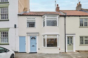 Host Stay Ginger Bread Cottage