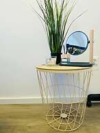 7BR Apt for 15P Near Schönbrunn