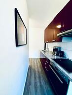 7BR Apt for 15P Near Schönbrunn