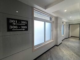 hotel pearl residency