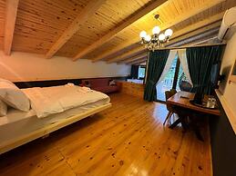 Ayder River Bungalov