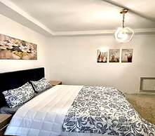 Cozy 1BR Retreat, Steps to Sand