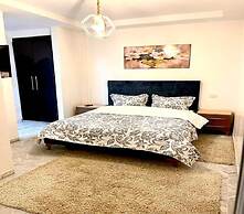 Cozy 1BR Retreat, Steps to Sand