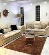 Cozy 1BR Retreat, Steps to Sand