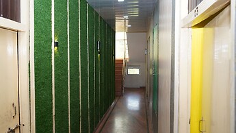Hotel Apoorva