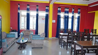 Hotel Apoorva