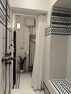 Le Château D'Estrac