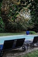 Le Château D'Estrac