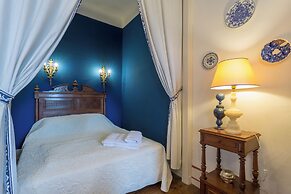 Le Château D'Estrac