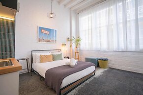 Kozyguru | Chic Studios | Oasis In The Heart Of Darlinghurst