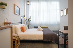 Kozyguru | Chic Studios | Oasis In The Heart Of Darlinghurst