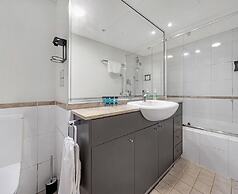 Kozyguru | Haymarket | Family Room Apartments On George St