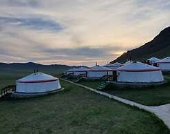 Mongol Nomadic Camp Resort