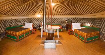 Mongol Nomadic Camp Resort