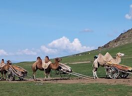 Mongol Nomadic Camp Resort