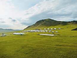 Mongol Nomadic Camp Resort
