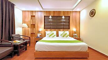 Hotel Di Arch Lucknow