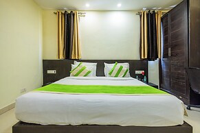 Hotel Di Arch Lucknow