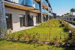 Lara Breeze Kundu Kanyon