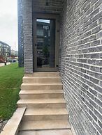 Lara Breeze Kundu Kanyon