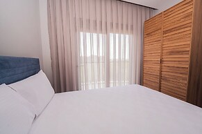 Lara Breeze Kundu Kanyon