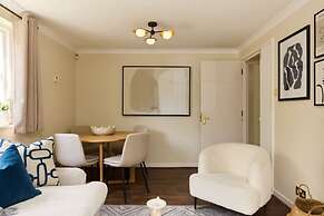 The Brompton Park Escape Bright 2bdr Flat With Patio Access