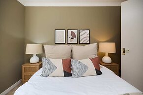 The Brompton Park Escape Bright 2bdr Flat With Patio Access