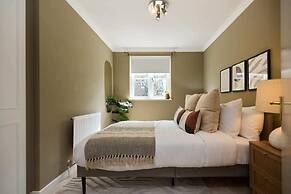 The Brompton Park Escape Bright 2bdr Flat With Patio Access