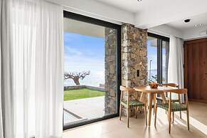 Evelmare Beachfront Apartments