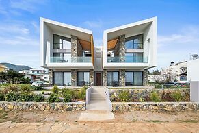 Evelmare Beachfront Apartments