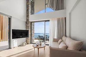 Evelmare Beachfront Apartments