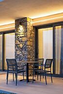 Evelmare Beachfront Apartments