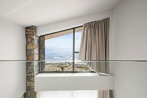 Evelmare Beachfront Apartments