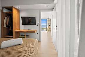 Evelmare Beachfront Apartments