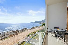 Evelmare Beachfront Apartments