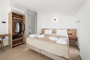 Evelmare Beachfront Apartments