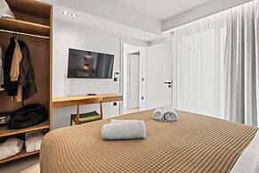 Evelmare Beachfront Apartments