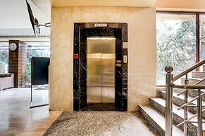 Luxury Stays at Mussorie Foothills
