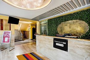 Luxury Stays at Mussorie Foothills