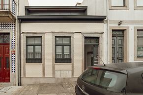 City Center Comfort Apartment A by Vacationy
