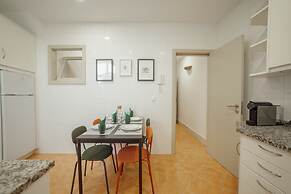 City Center Comfort Apartment A by Vacationy