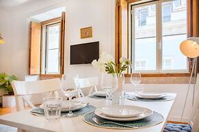 Central Apartment at Chiado